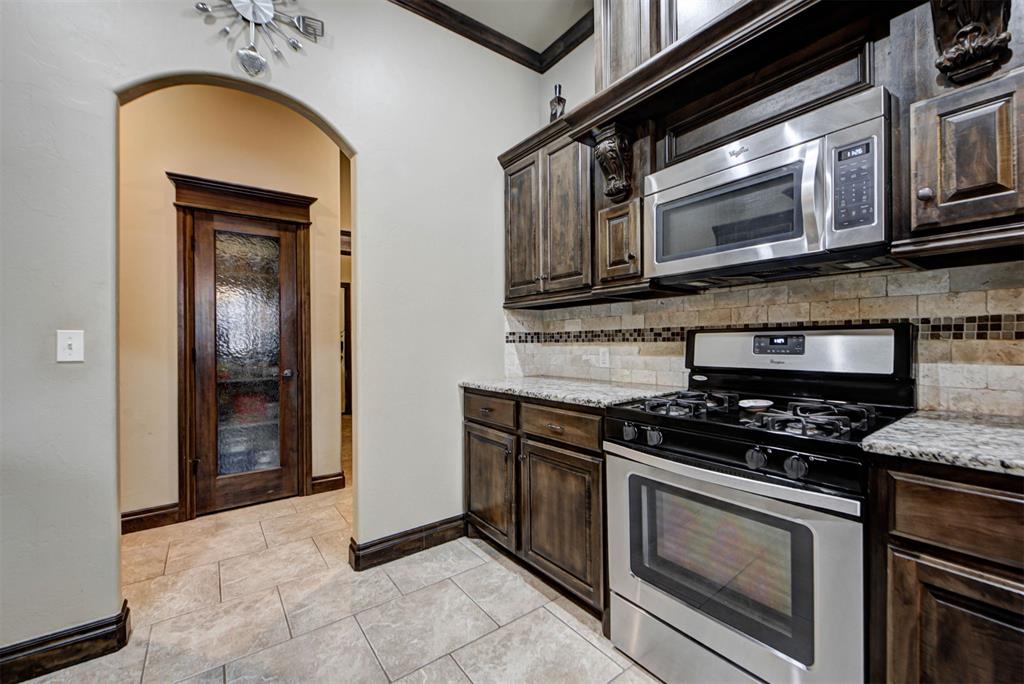 2716 Kathleens Crossing Property Photo 14