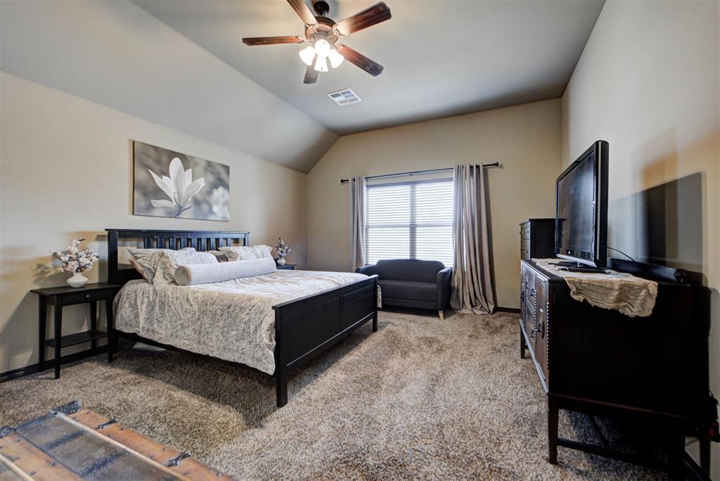 2716 Kathleens Crossing Property Photo 18