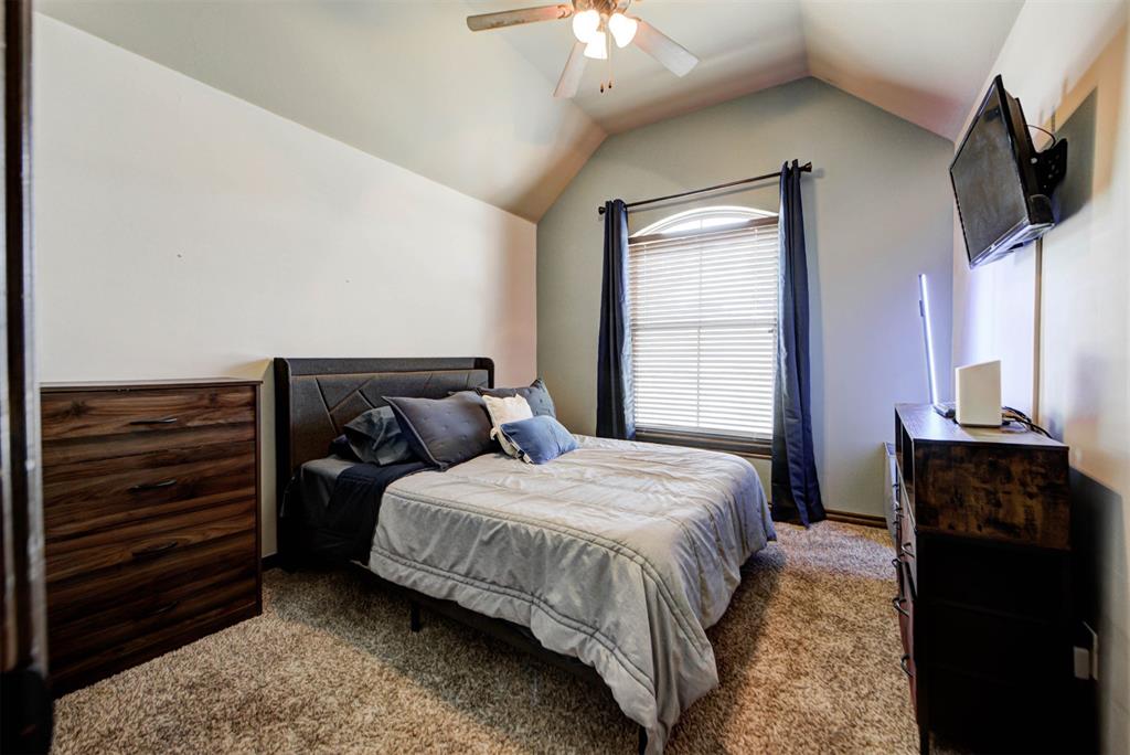 2716 Kathleens Crossing Property Photo 27