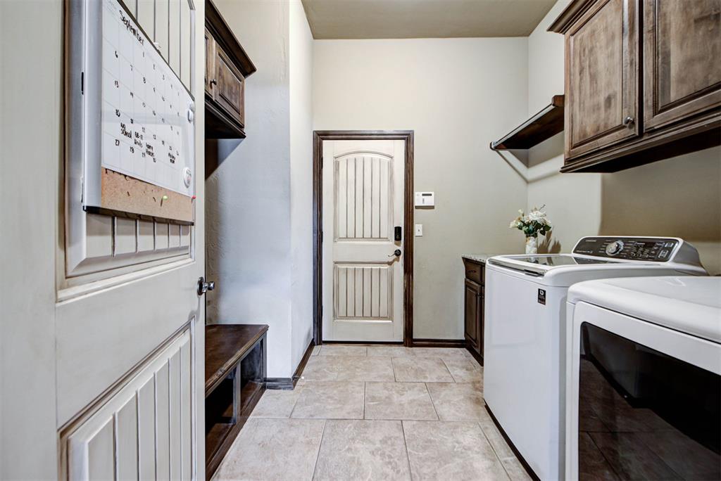 2716 Kathleens Crossing Property Photo 34