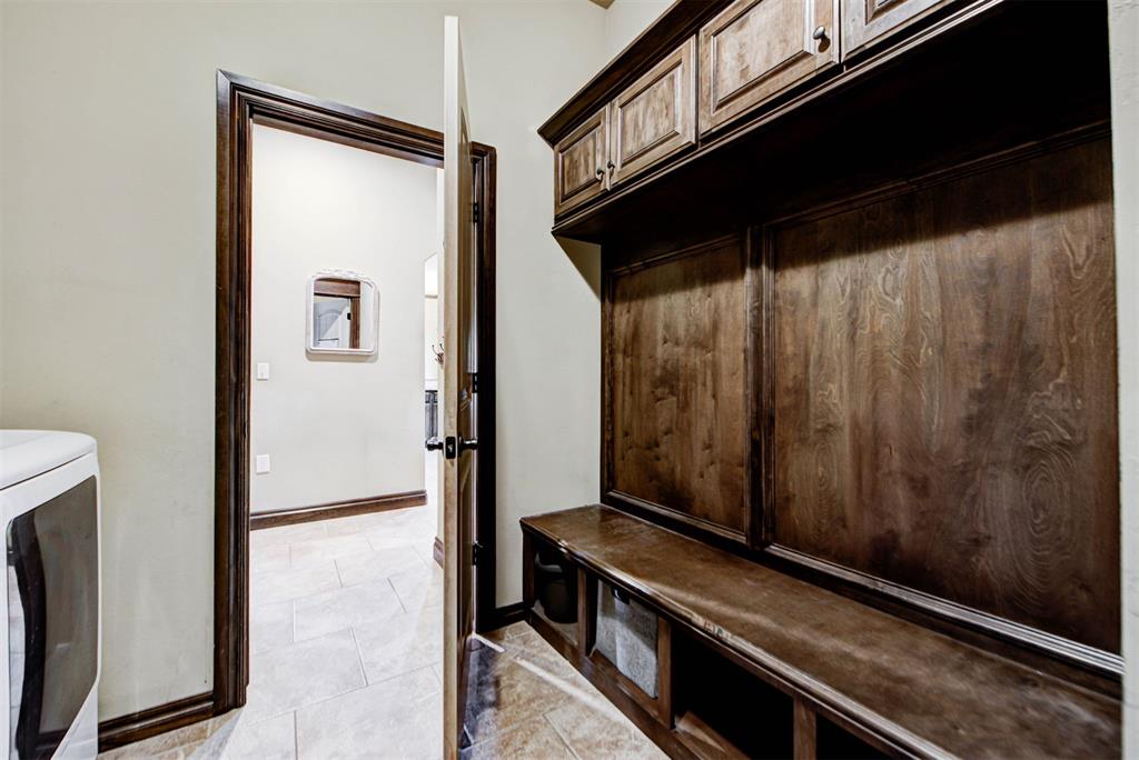 2716 Kathleens Crossing Property Photo 35