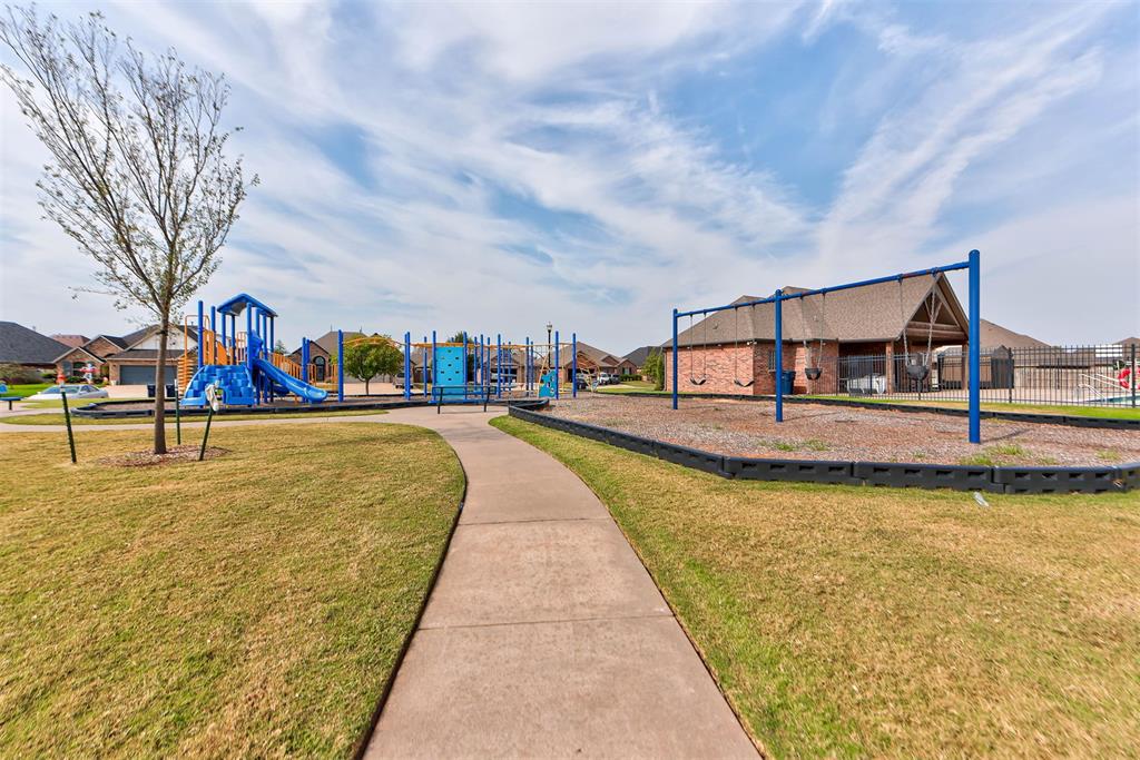 2716 Kathleens Crossing Property Photo 44