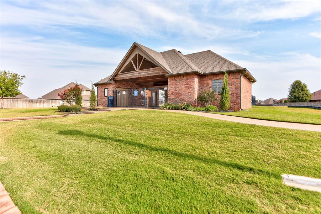 2716 Kathleens Crossing Property Photo 46