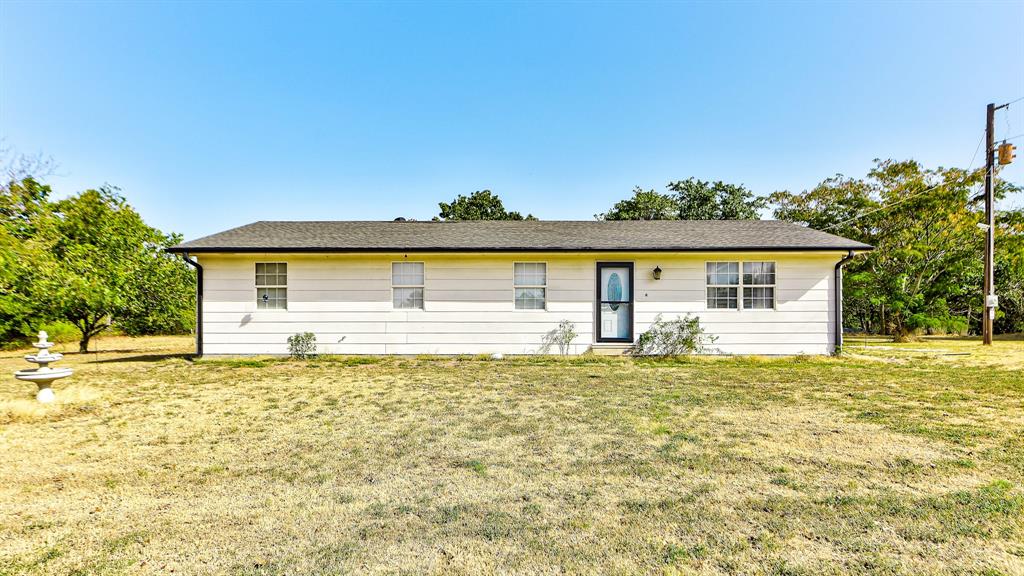 333212 E 1070 Road Property Photo 1