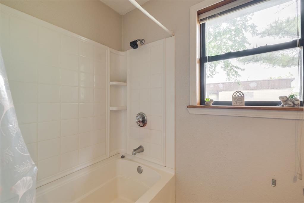 519 N Main Street Property Photo 26