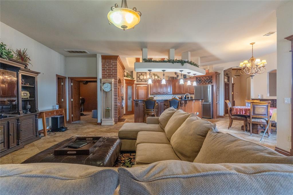 1250856 Property Photo 4