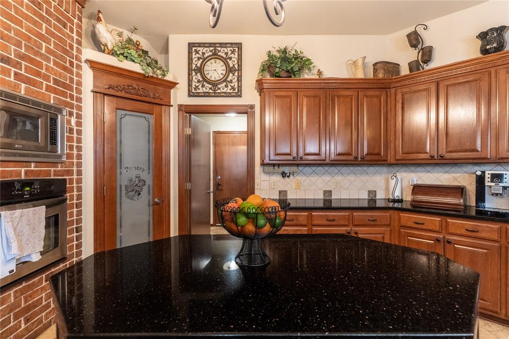 1250856 Property Photo 7