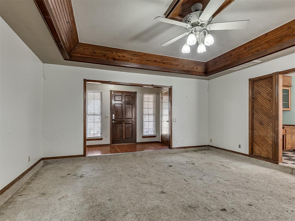 10717 S Blackwelder Avenue Property Photo 8
