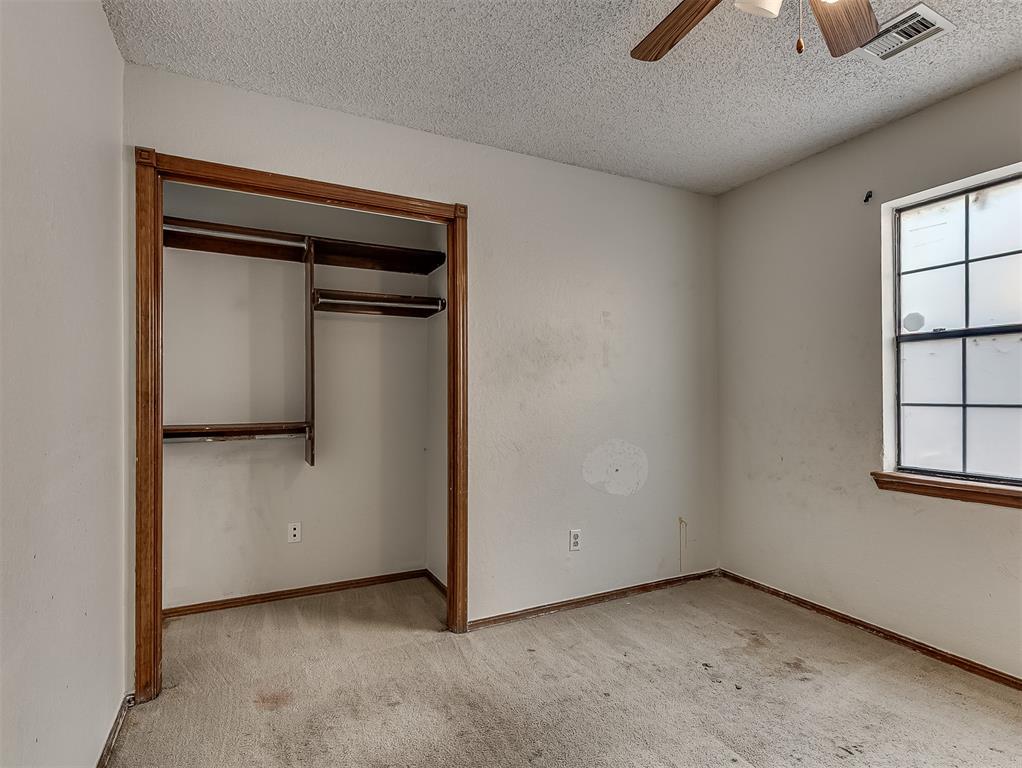10717 S Blackwelder Avenue Property Photo 29
