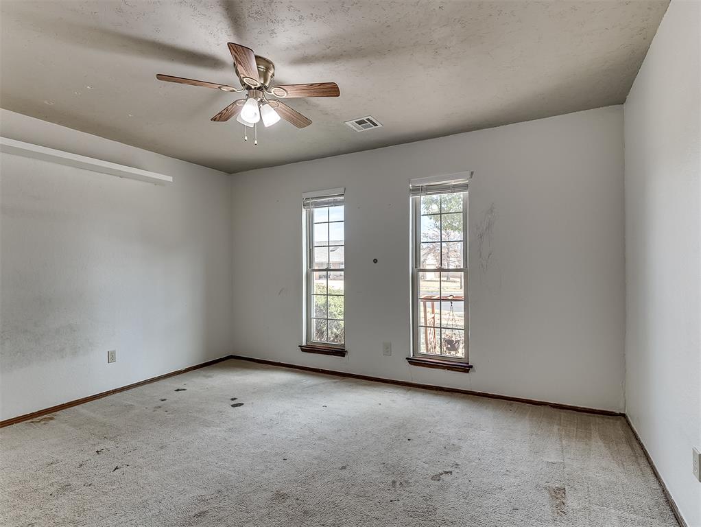 10717 S Blackwelder Avenue Property Photo 33