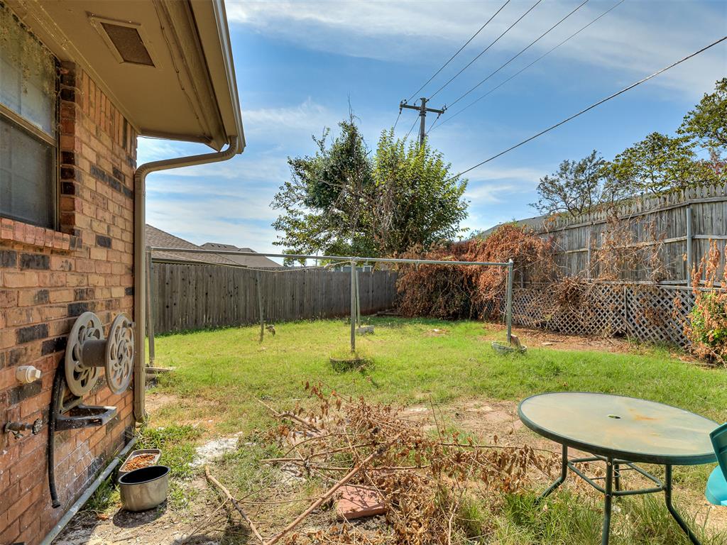 10717 S Blackwelder Avenue Property Photo 39