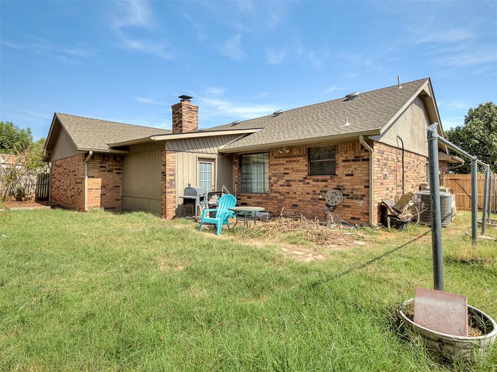 10717 S Blackwelder Avenue Property Photo 40