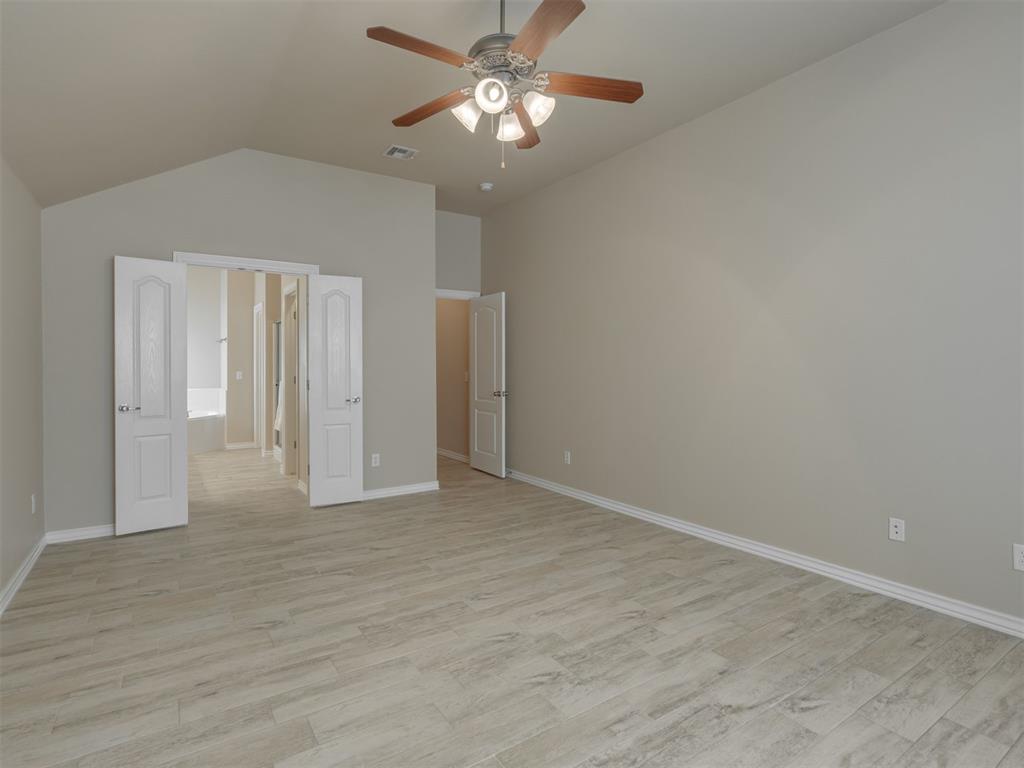 9008 Ians Place Property Photo 13