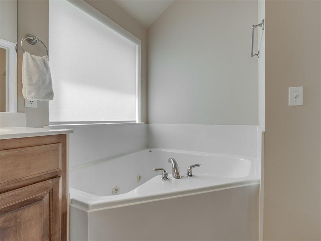 9008 Ians Place Property Photo 17