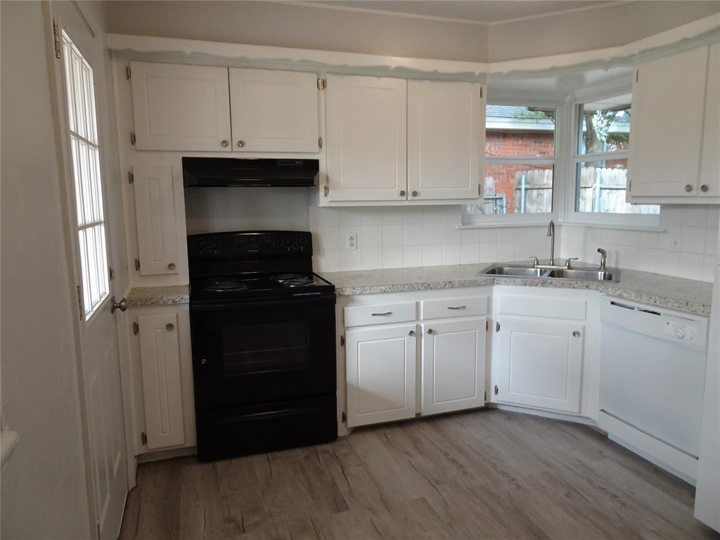 2305 Maple Drive Property Photo 11