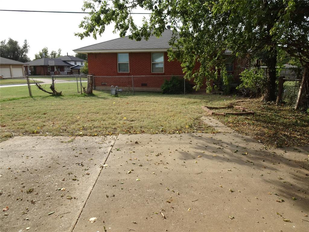 2305 Maple Drive Property Photo 32
