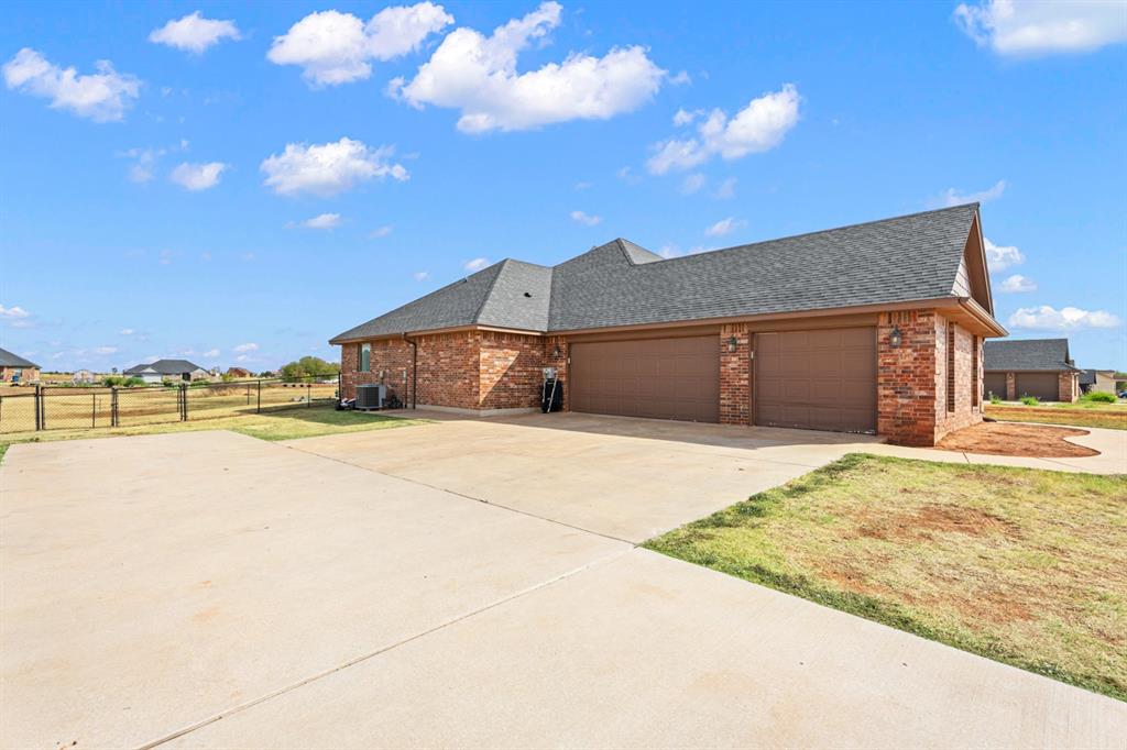 29837 E 830 Road Property Photo 3
