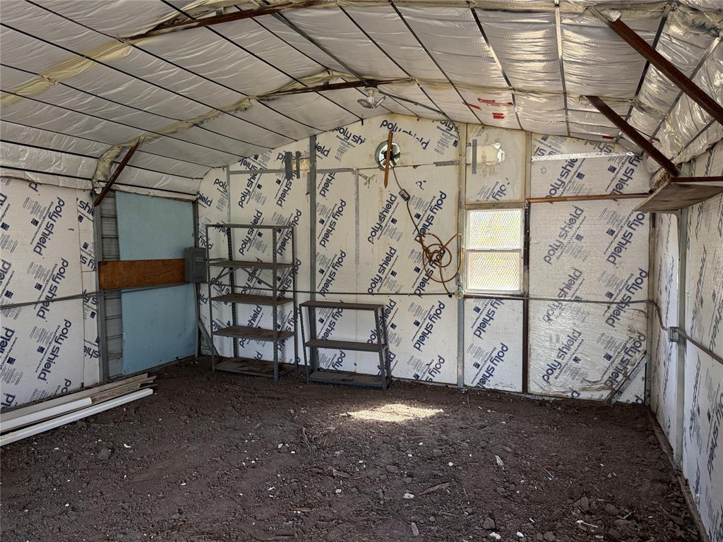 412 E Grand Street Property Photo 19