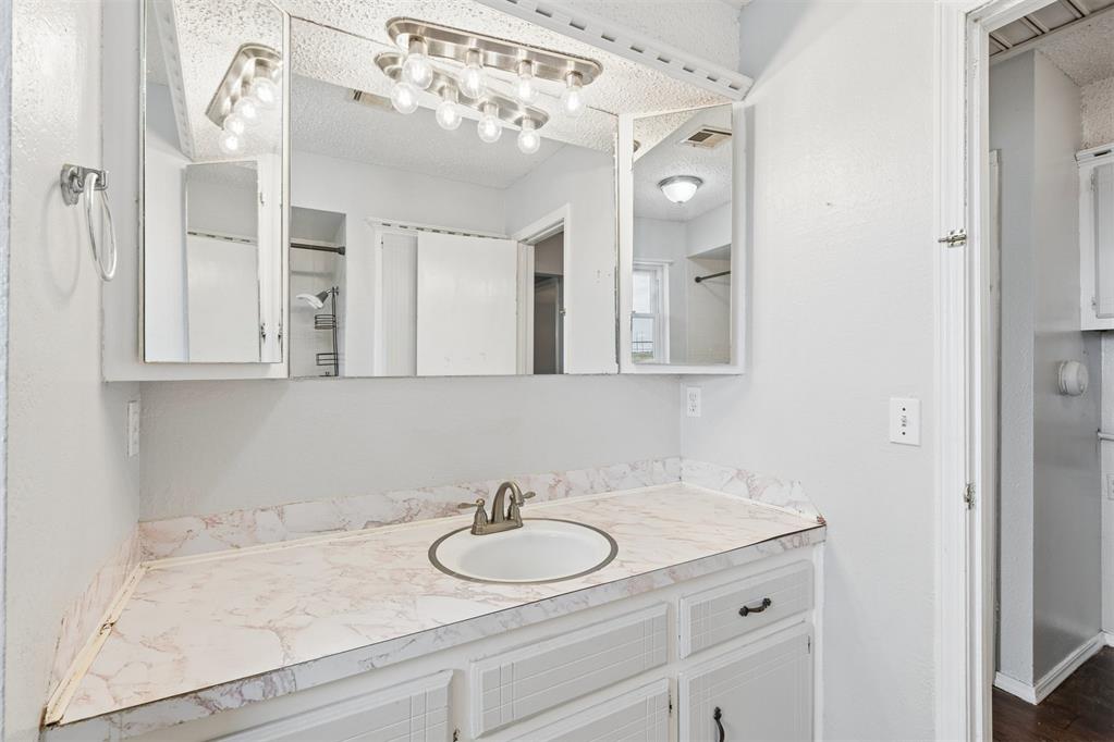 1658 County Road 1220 Property Photo 21