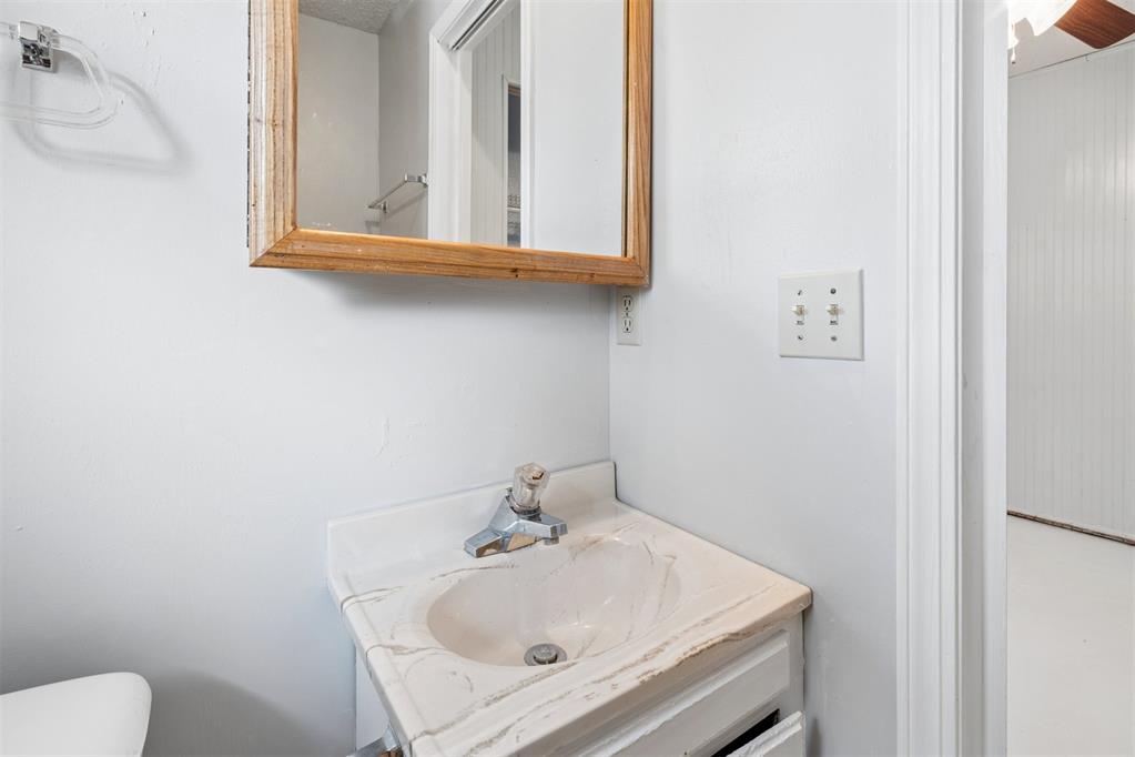 1658 County Road 1220 Property Photo 28