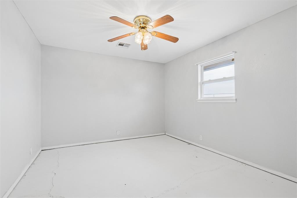 1658 County Road 1220 Property Photo 32