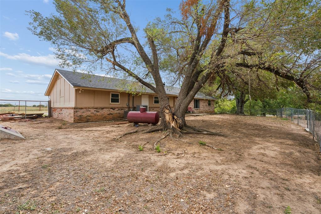 1658 County Road 1220 Property Photo 40