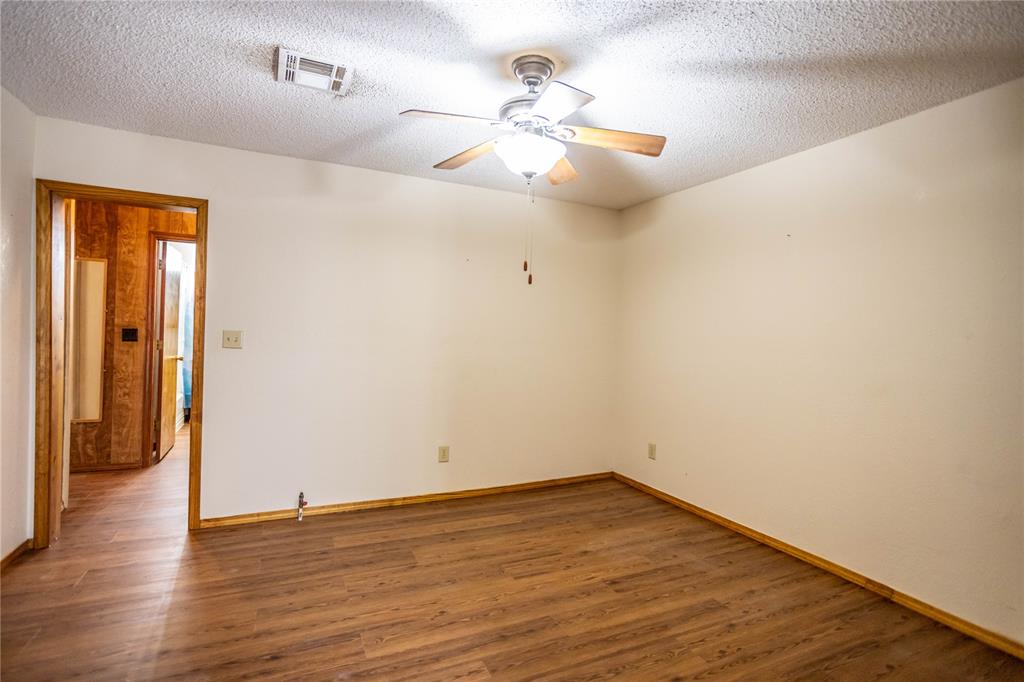 820 N Market Street Property Photo 5