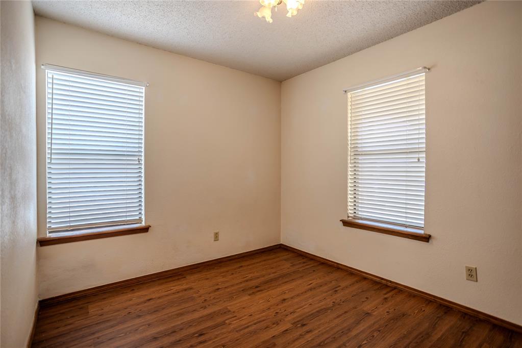 820 N Market Street Property Photo 7