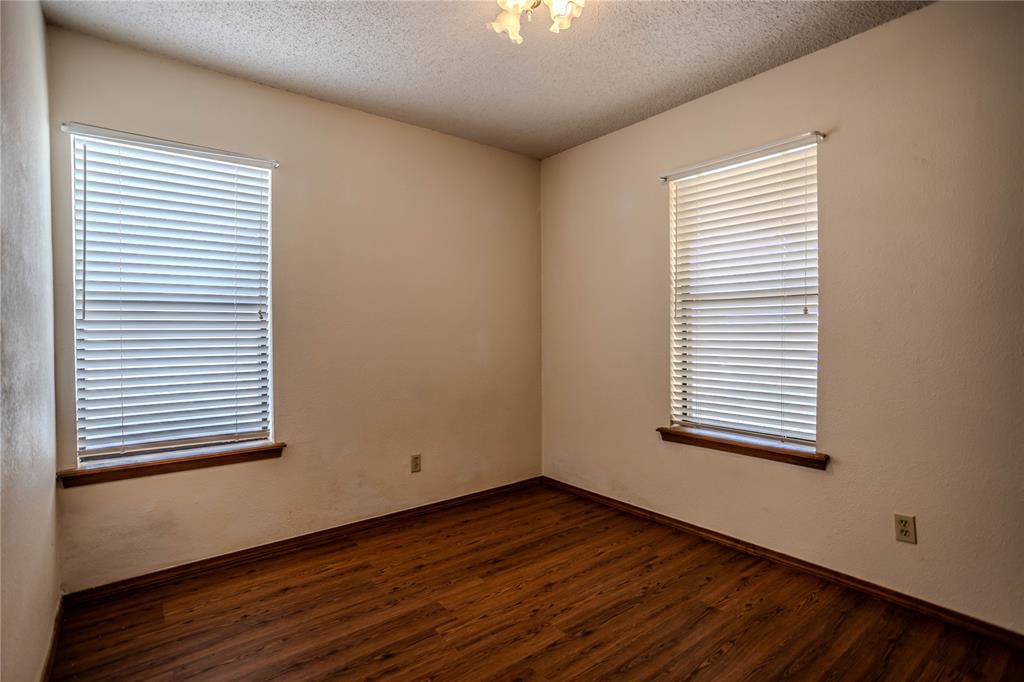 820 N Market Street Property Photo 8