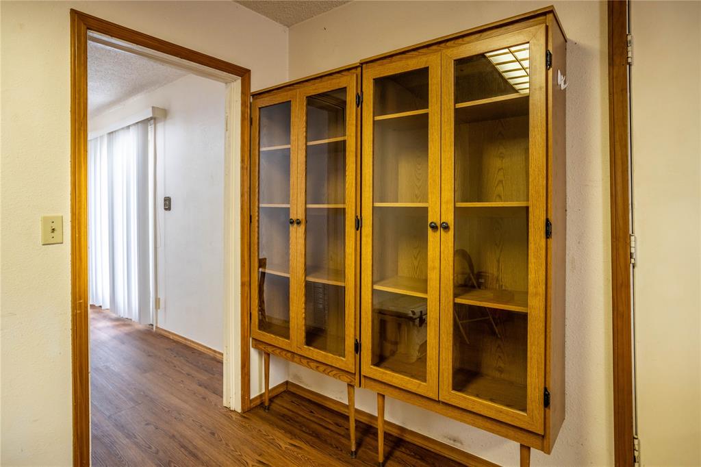 820 N Market Street Property Photo 12