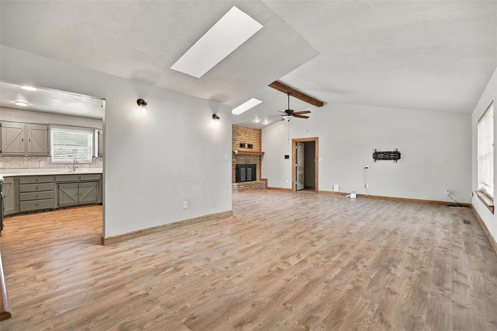 505 S 4th Avenue Property Photo 2