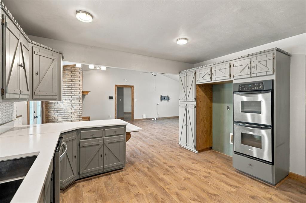 505 S 4th Avenue Property Photo 12