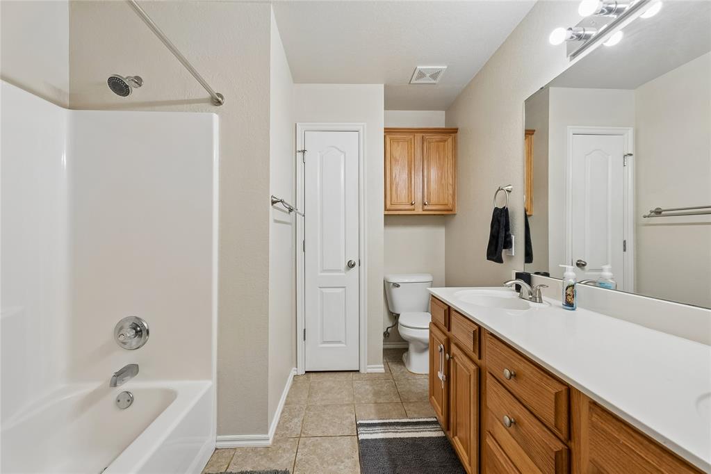 713 Cavecreek Street Property Photo 23