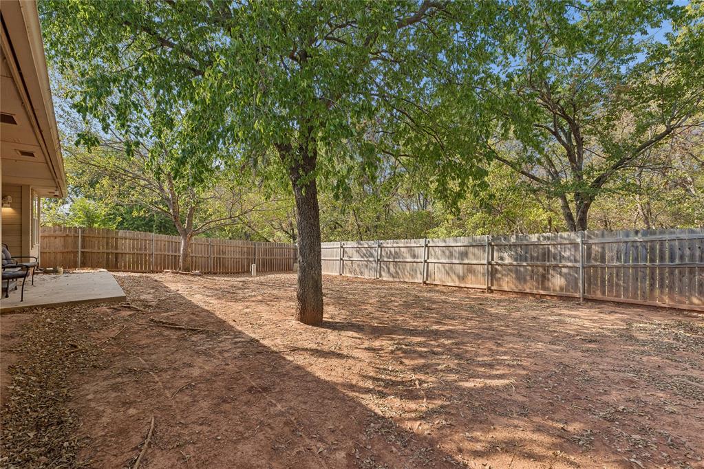 713 Cavecreek Street Property Photo 29