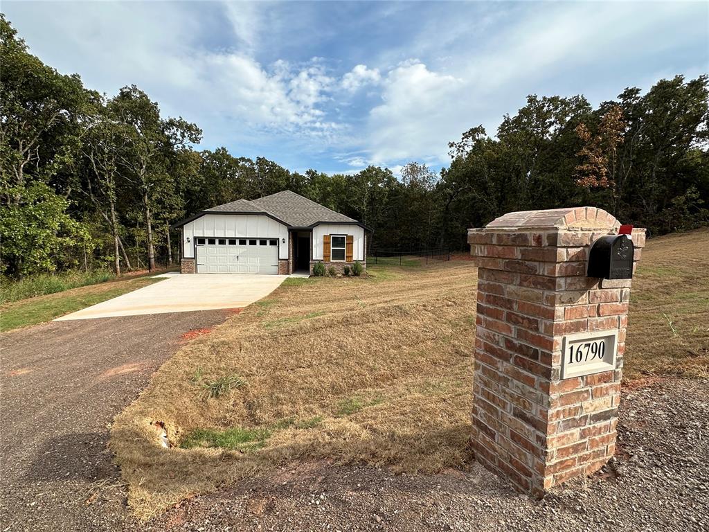 16790 Jigsaw Junction Property Photo 1