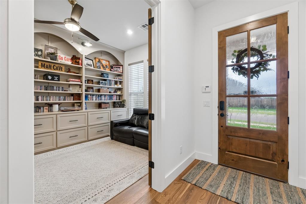 16217 Blackberry Farm Road Property Photo 6