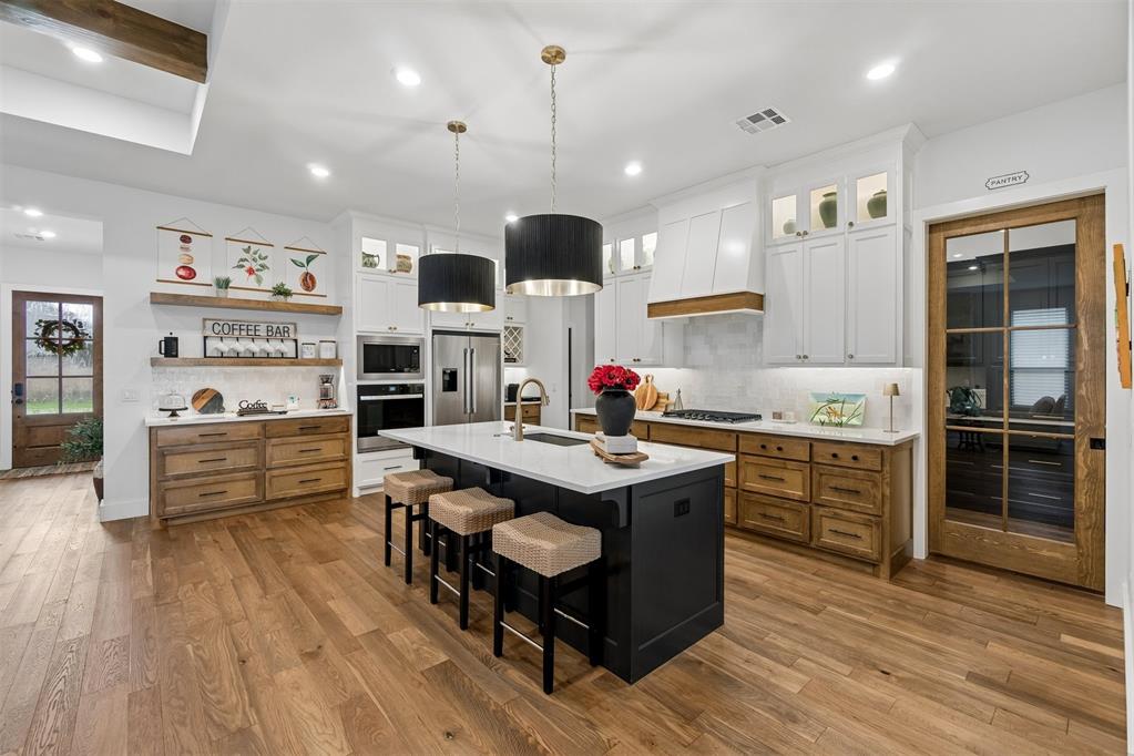 16217 Blackberry Farm Road Property Photo 19