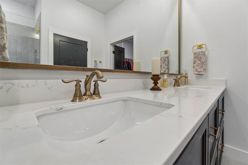16217 Blackberry Farm Road Property Photo 29