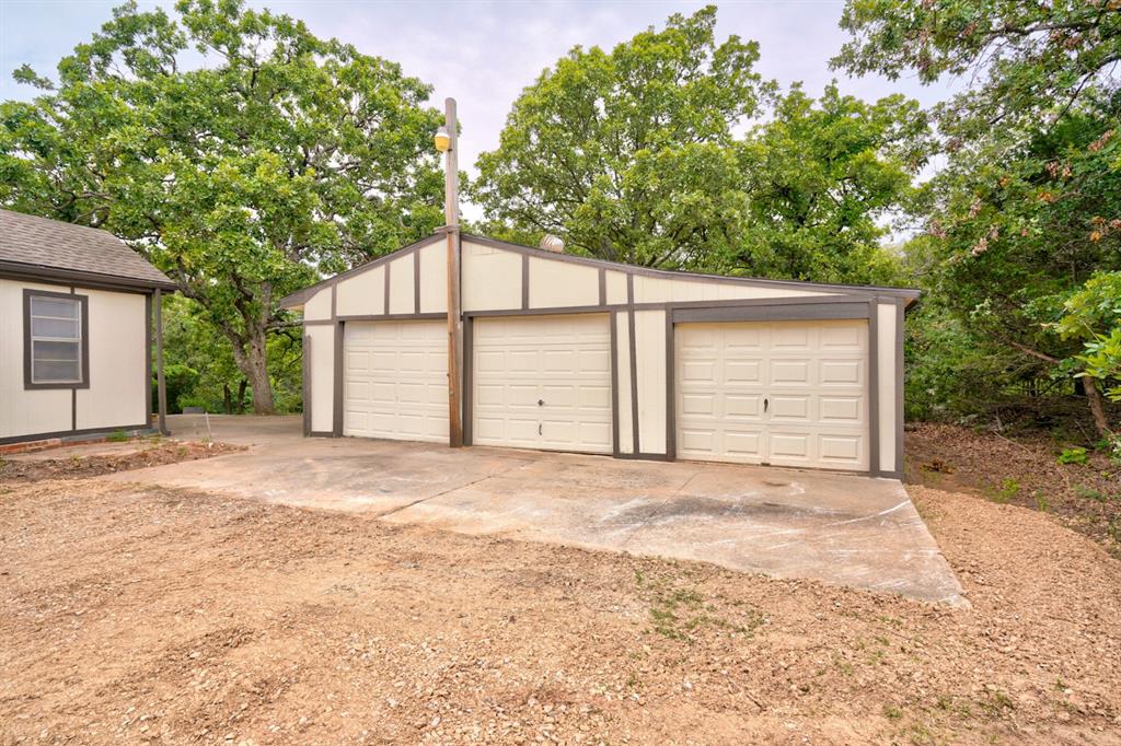 11701 Jeffery Road Property Photo 3