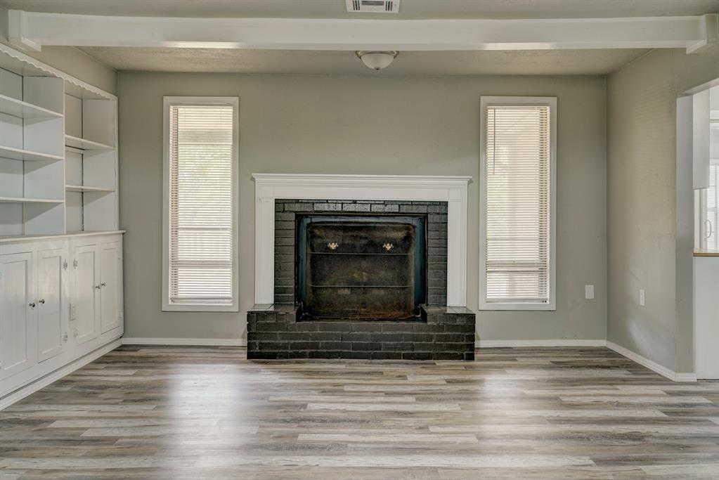 11701 Jeffery Road Property Photo 5