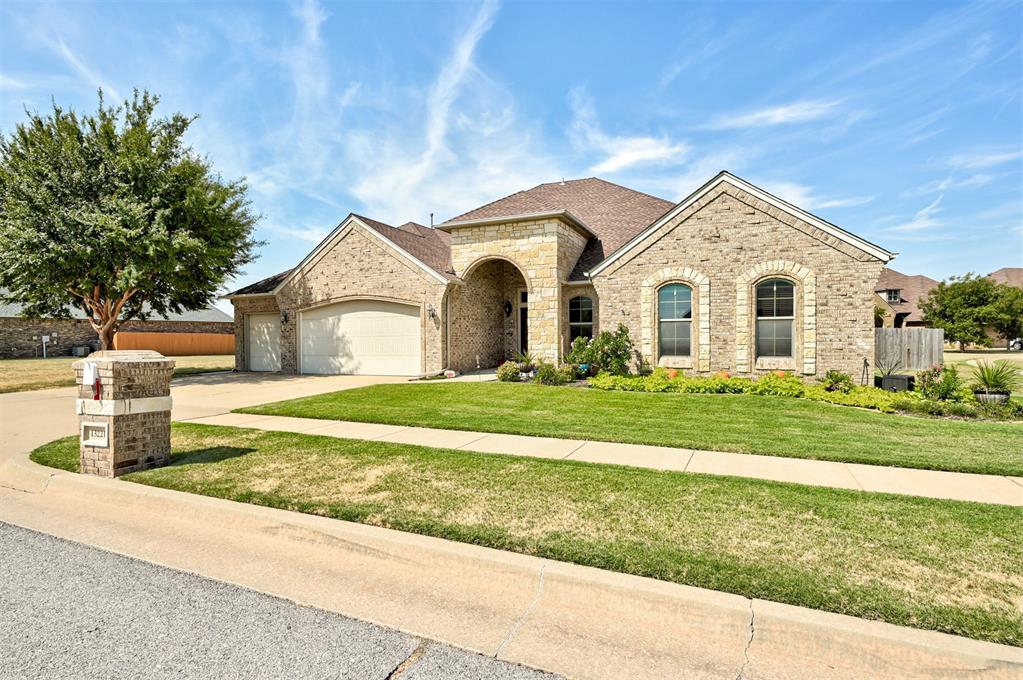 13221 Brampton Way Property Photo 4