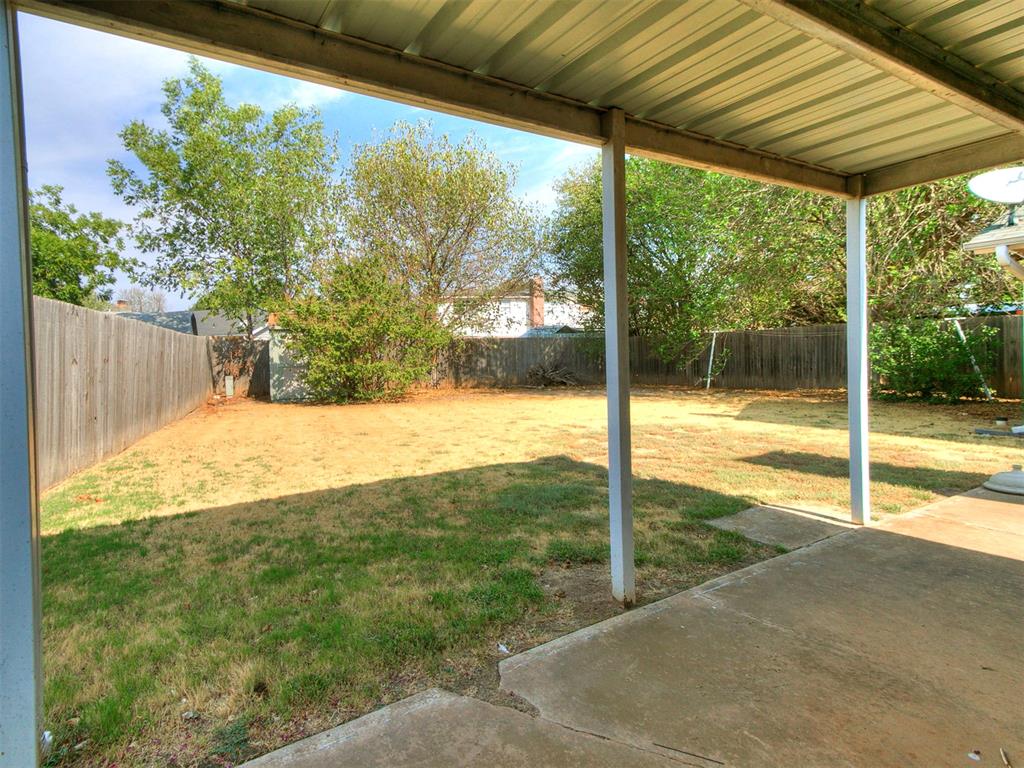 709 Wood Crest Street Property Photo 29