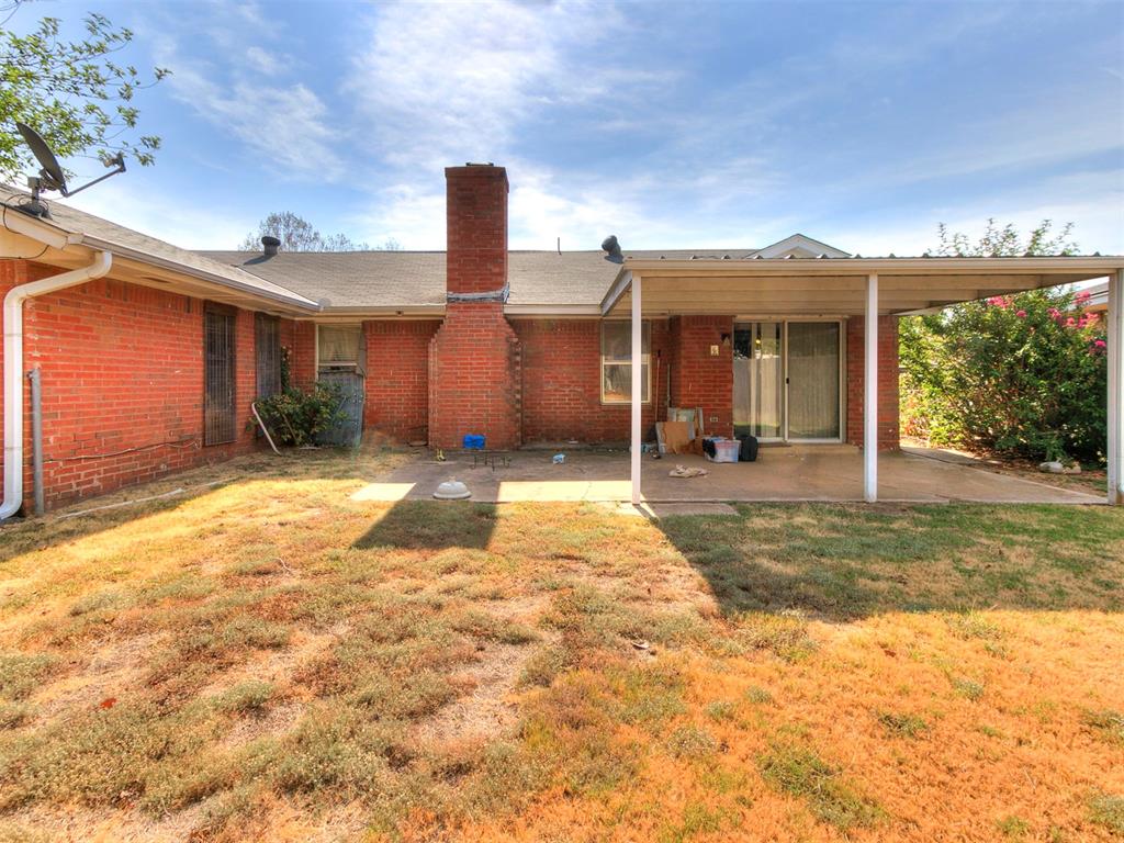 709 Wood Crest Street Property Photo 32