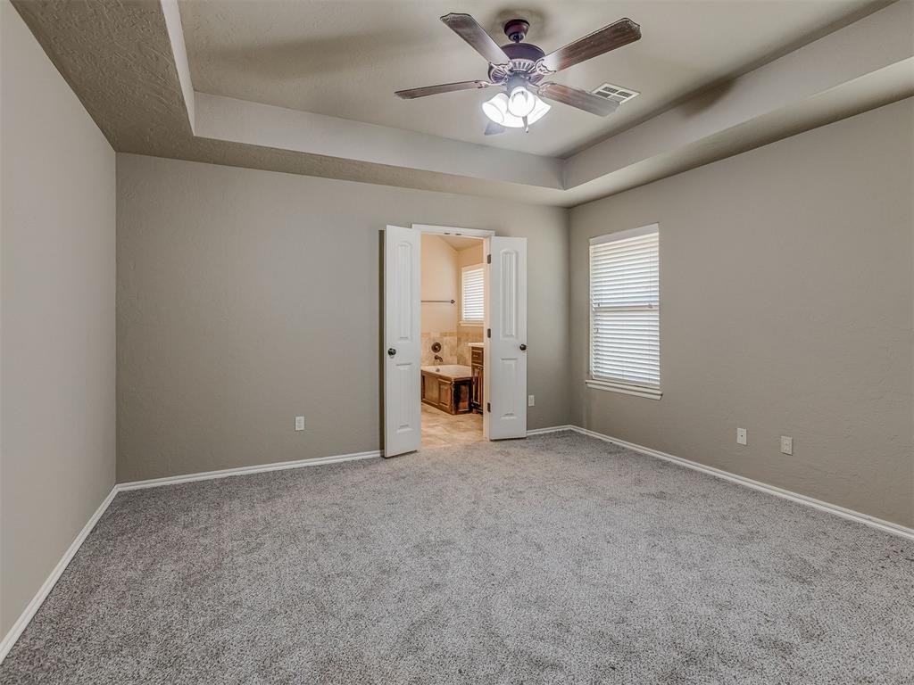 529 Whispering Oaks Boulevard Property Photo 16