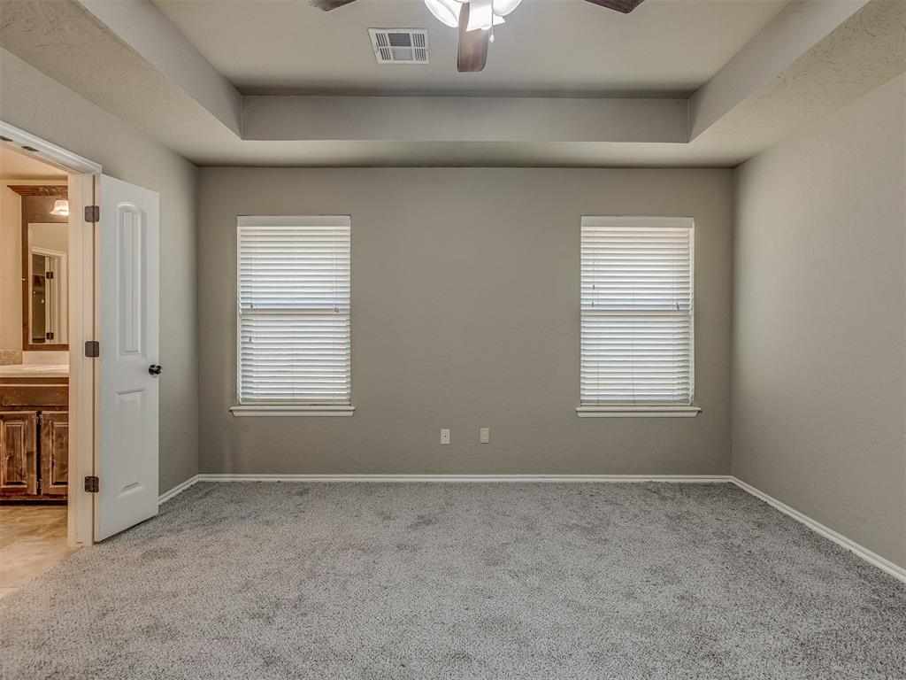 529 Whispering Oaks Boulevard Property Photo 20