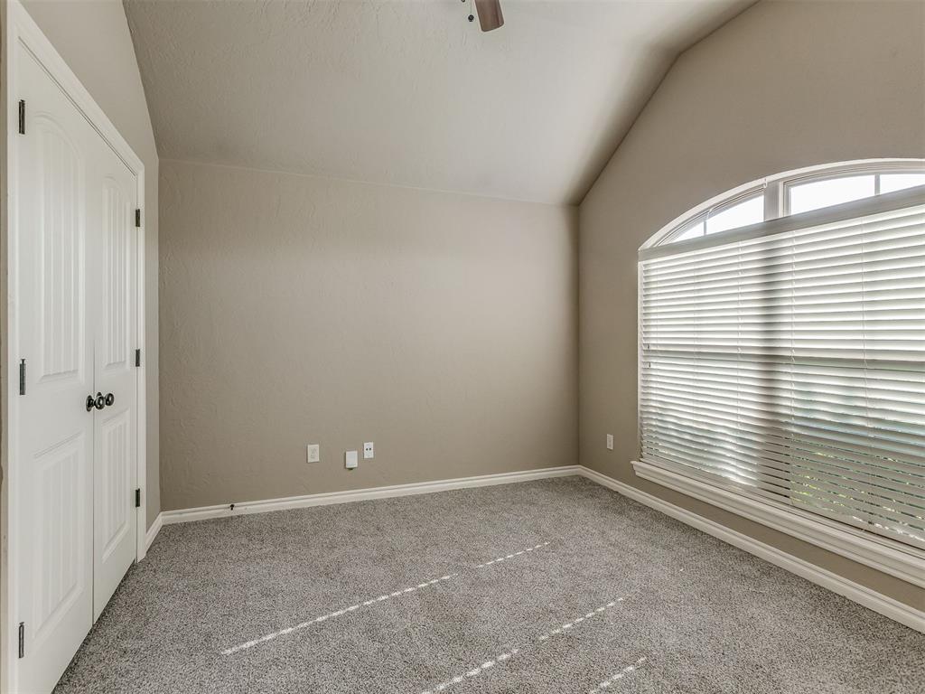 529 Whispering Oaks Boulevard Property Photo 27