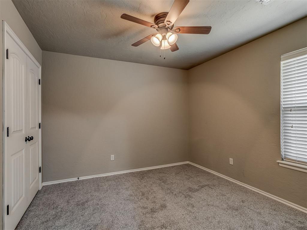 529 Whispering Oaks Boulevard Property Photo 30