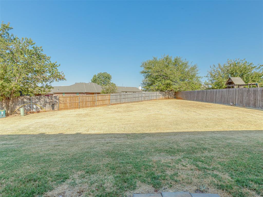 529 Whispering Oaks Boulevard Property Photo 38
