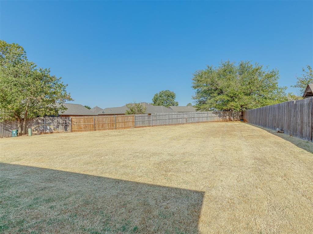 529 Whispering Oaks Boulevard Property Photo 39