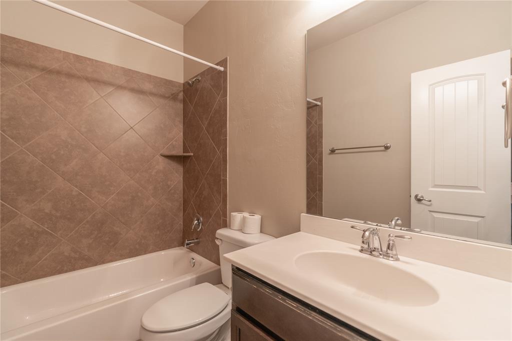9712 Allie Hope Lane Property Photo 30